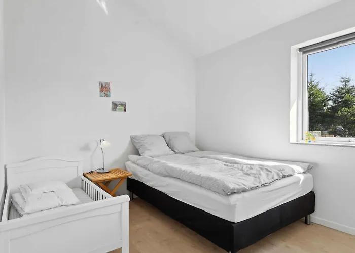 Lovely Bright House Near The In Nature * Orsted (Midtjylland)